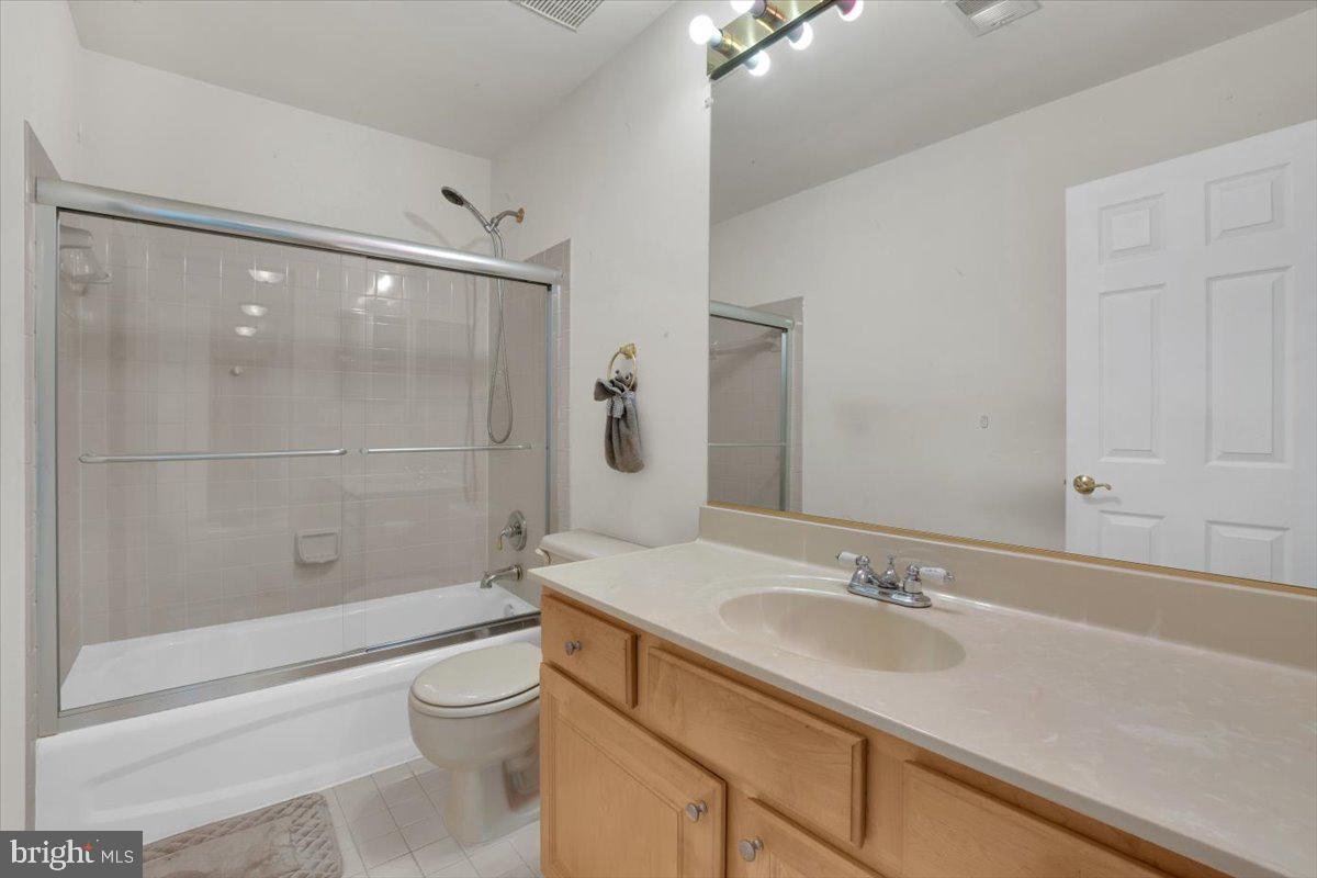 21439 Kenyon Street Sterling, VA 20164 - Photo 22 of 50