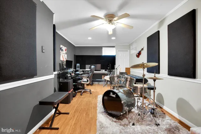 $949,999 | 21439 Kenyon Street, Sterling, VA 20164