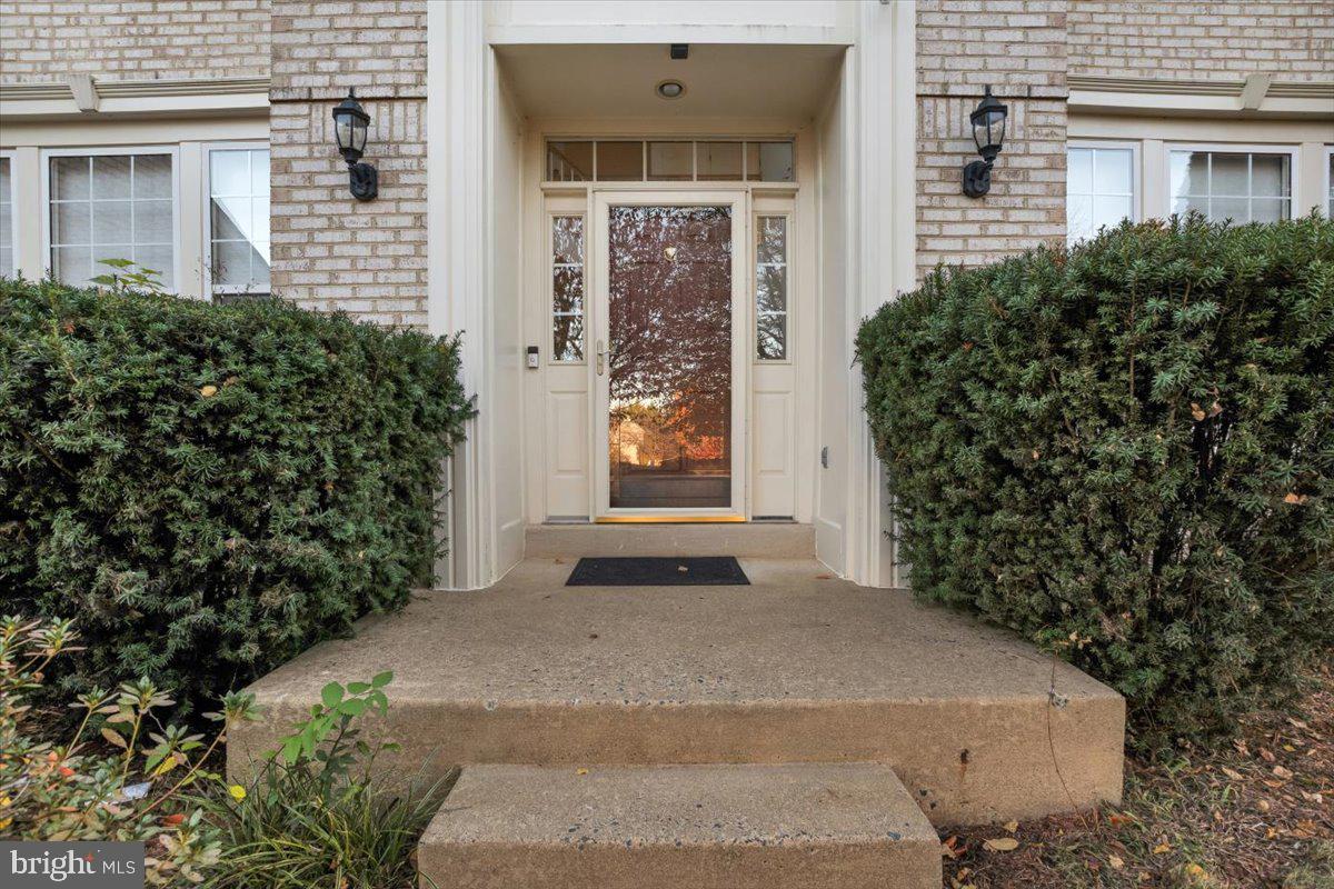 21439 Kenyon Street Sterling, VA 20164 - Photo 41 of 50