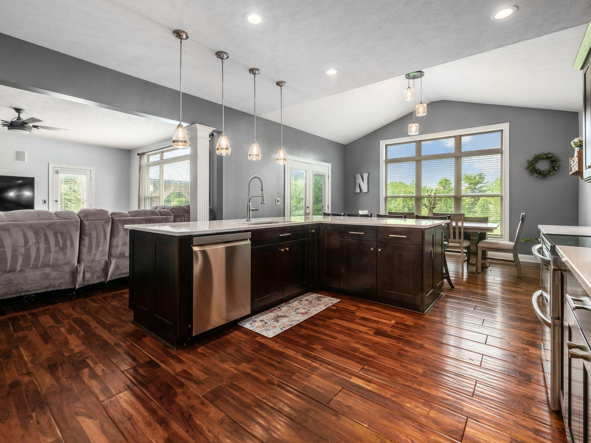 5046 Clark-Shaw Road Powell, OH 43065 - Photo 14 of 66 Kitchen
