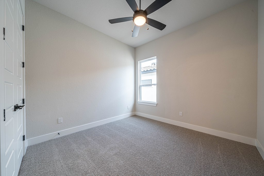 2032 Toscano Way Kerrville, TX 78028 - Photo 19 of 25