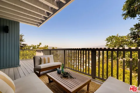 $1,225,000 | 1863 Burnell Drive, Los Angeles, CA 90065