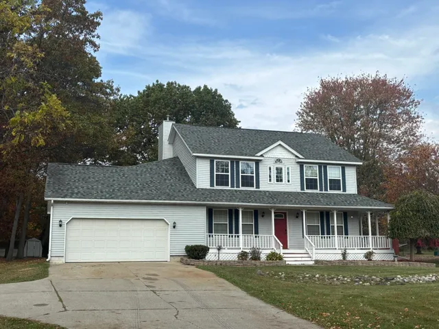 $445,000 | 8410 Pineview Lake Drive, Linden, MI 48451