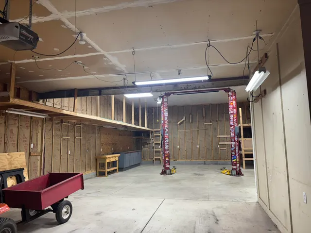 $445,000 | 8410 Pineview Lake Drive, Linden, MI 48451