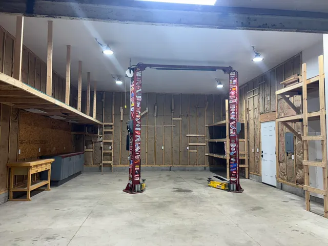 $445,000 | 8410 Pineview Lake Drive, Linden, MI 48451