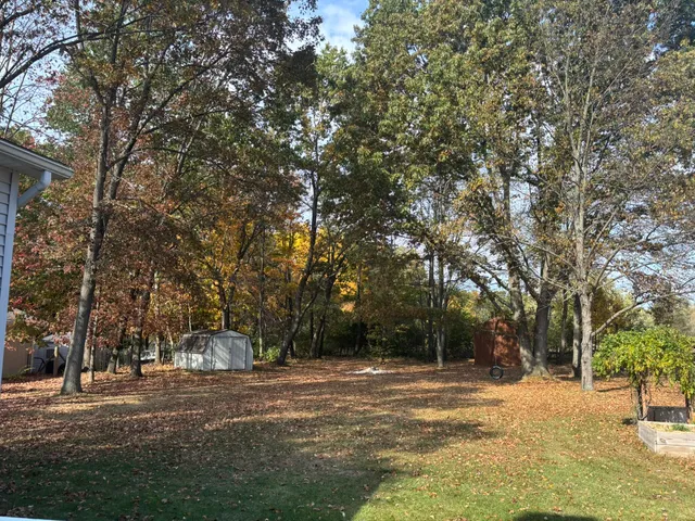 $445,000 | 8410 Pineview Lake Drive, Linden, MI 48451