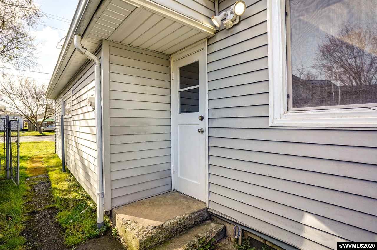 1415 Southwest Walnut Street Albany, OR 97321 - Photo 28 of 33