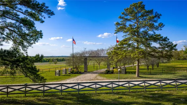 $12,499,900 | 5701 Bovista Road, Navasota, TX 77868