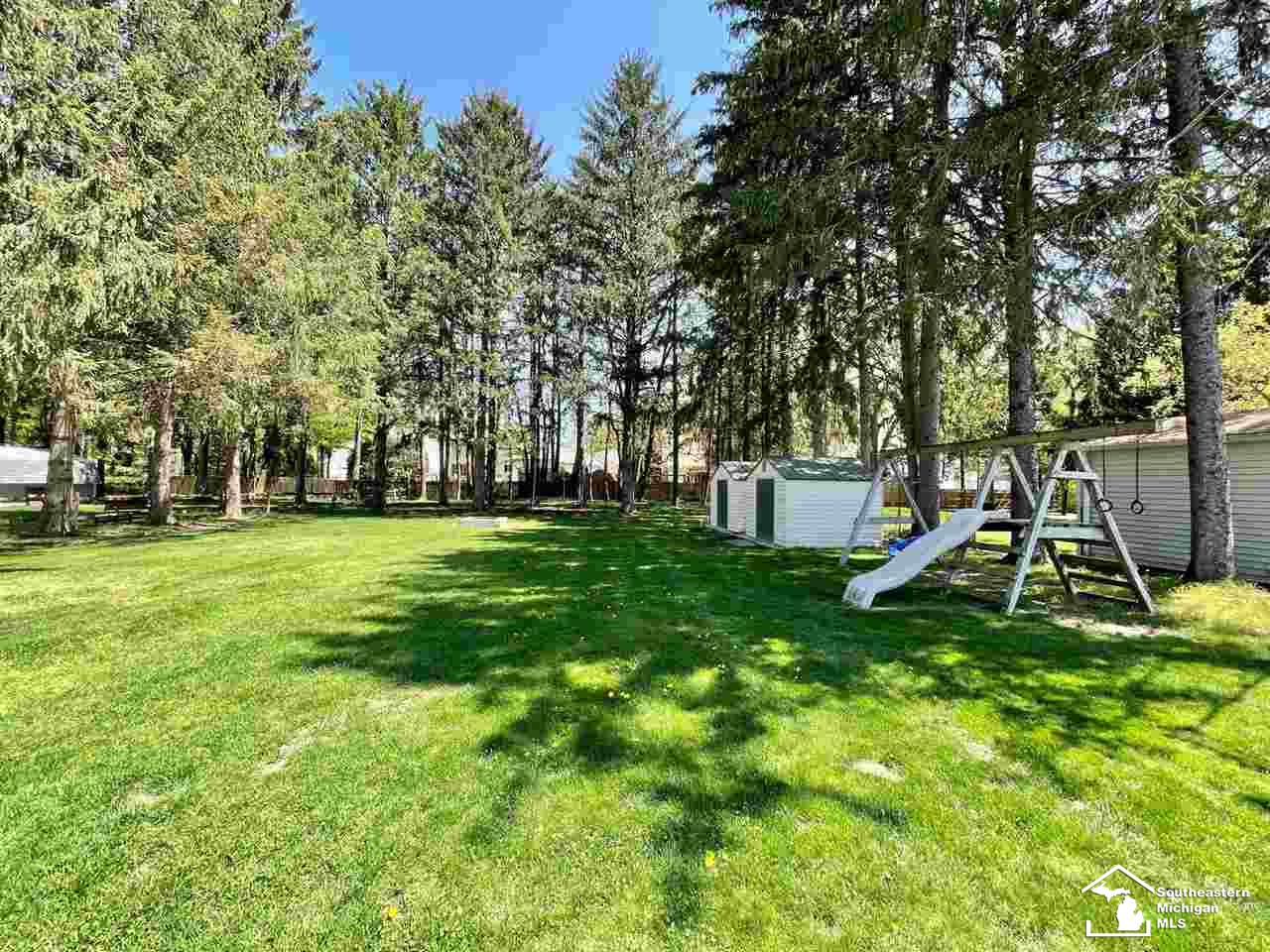 6936 Jackman Road Temperance, MI 48182 - Photo 18 of 19 50074131-17.JPG