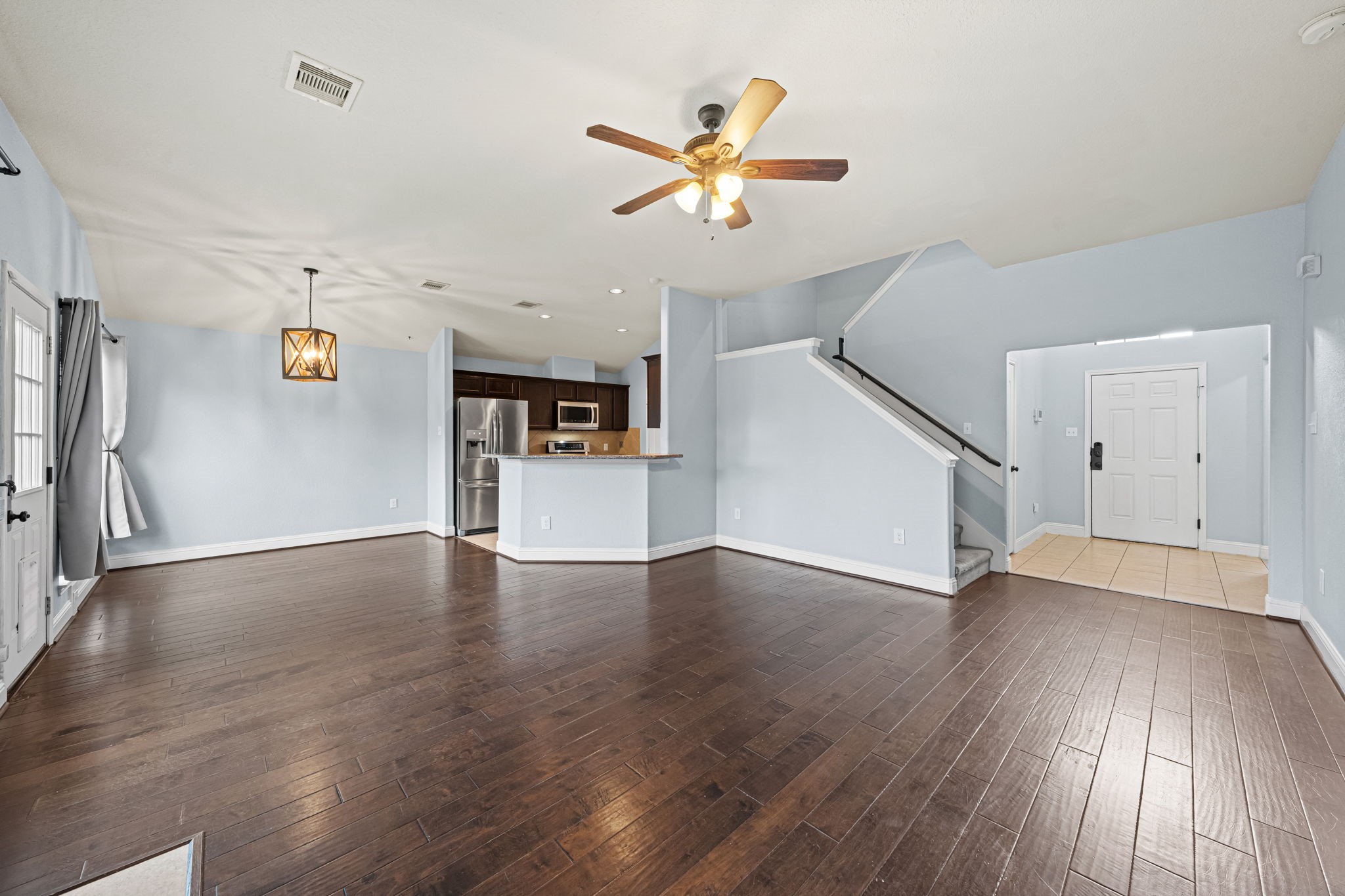 5102 Hardy Street Houston, TX 77009 - Photo 8 of 24