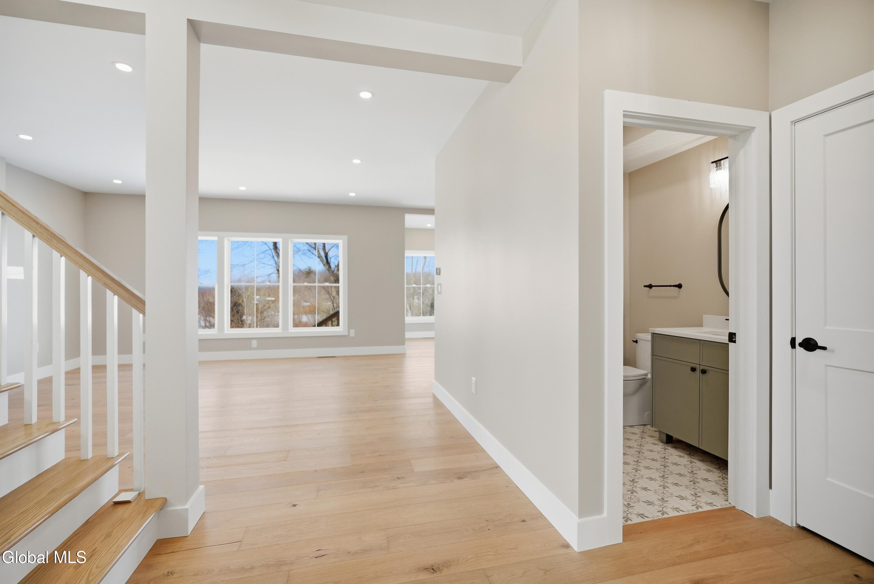 2 Welding Way Colonie, NY 12047 - Photo 7 of 49 7