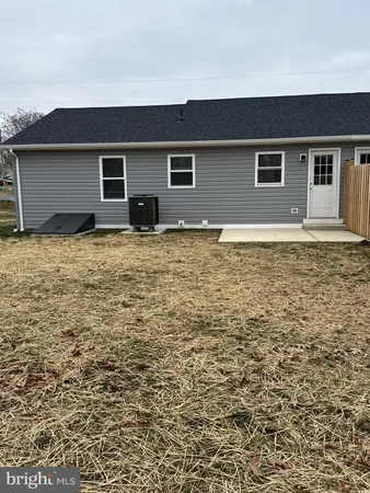 $2,200 | 127 Longstreet Avenue, Winchester, VA 22603