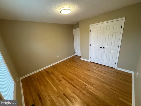 $2,200 | 127 Longstreet Avenue, Winchester, VA 22603