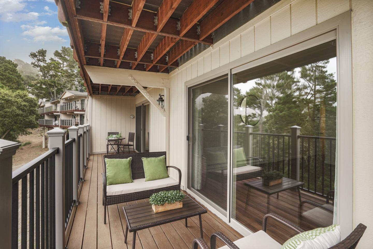 250 Forest Ridge Road, Unit 11 Monterey, CA 93940 - Photo 18 of 31 Gallery Image 18