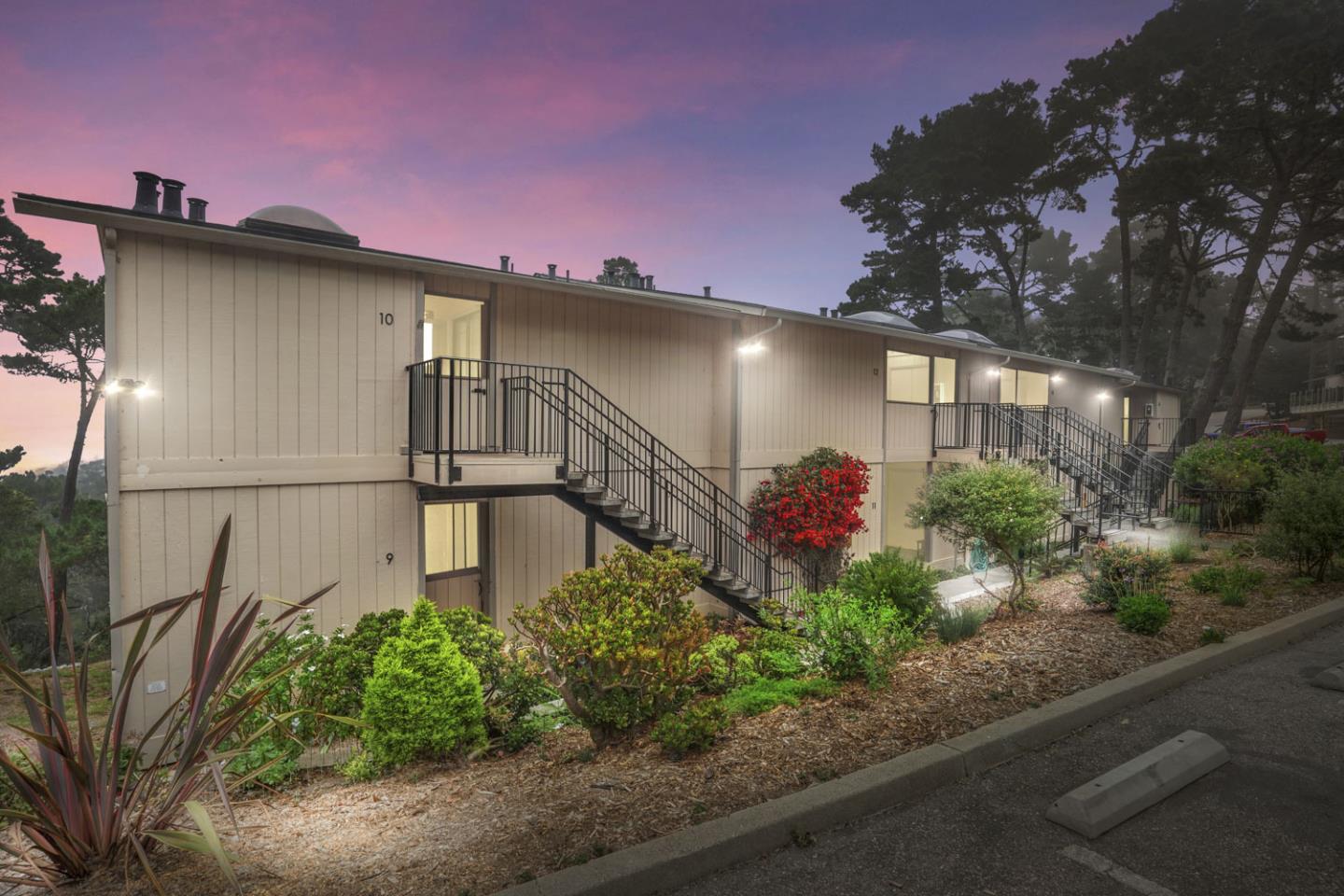 250 Forest Ridge Road, Unit 11 Monterey, CA 93940 - Photo 23 of 31 Gallery Image 23