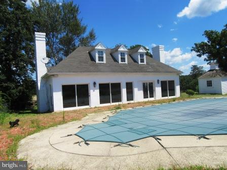 11932 Maiden Point Farm Road Newburg, MD 20664 - Photo 24 of 30 Pool House has 2 Bedrooms