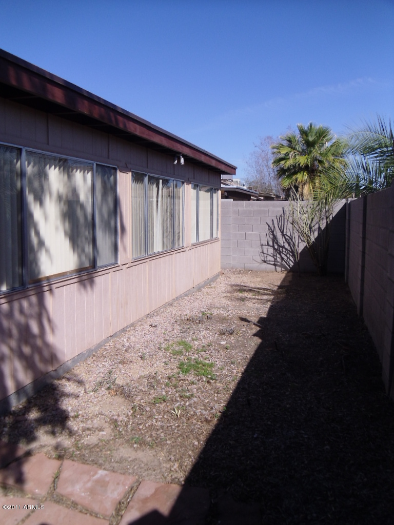 1821 East Grandview Road Phoenix, AZ 85022 - Photo 5 of 22 Back Yard
