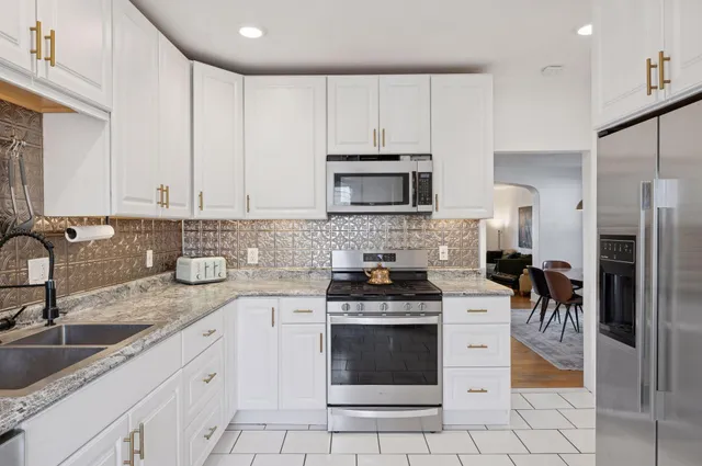 $475,000 | 613 Harrison Street Northeast, Minneapolis, MN 55413