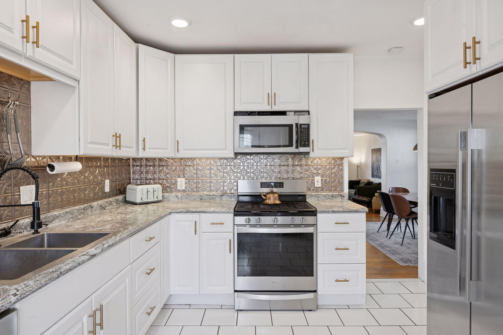 613 Harrison Street Northeast Minneapolis, MN 55413 - Photo 13 of 56