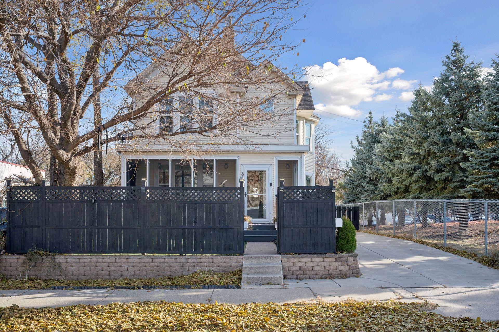 613 Harrison Street Northeast Minneapolis, MN 55413 - Photo 37 of 56