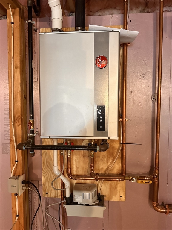 88 Stafford Holland Road Wales, MA 01081 - Photo 34 of 34 a front view of a building with parking area