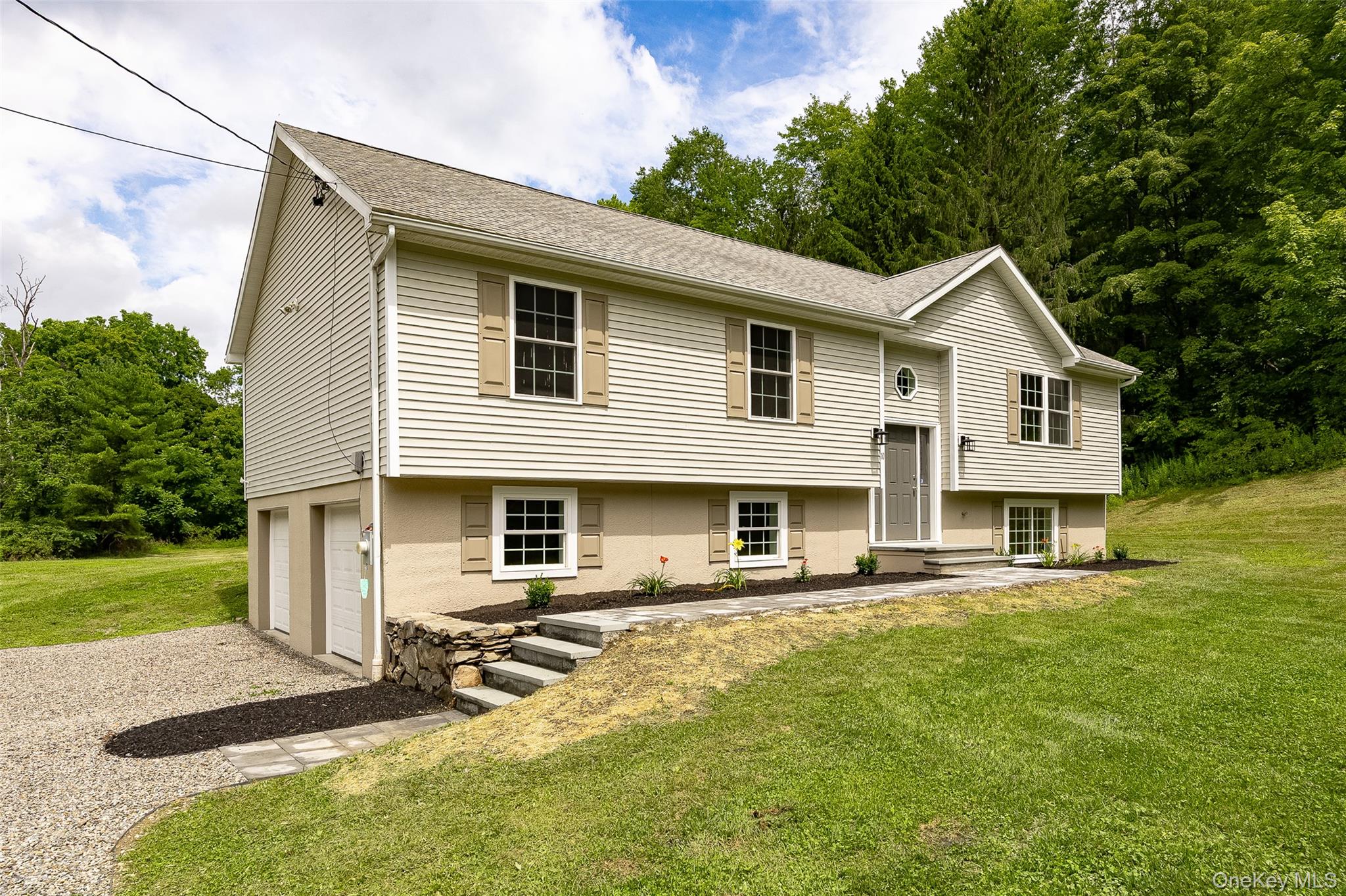 10 East Halstead Road Salt Point, NY 12578 - Photo 2 of 28 Gallery Image 2