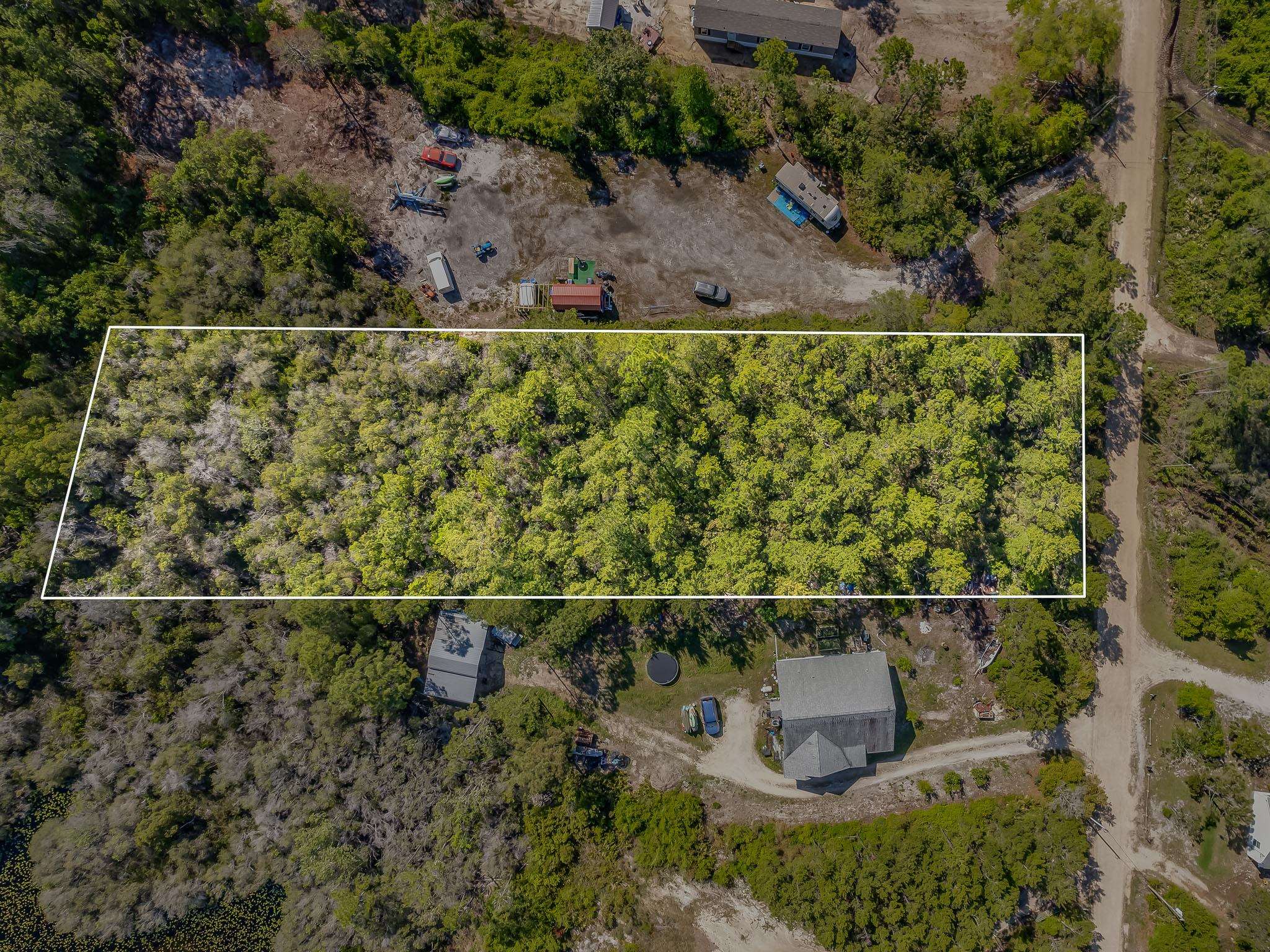 127 Herndon Road Carrabelle, FL 32322 - Photo 9 of 26 Gallery Image 9