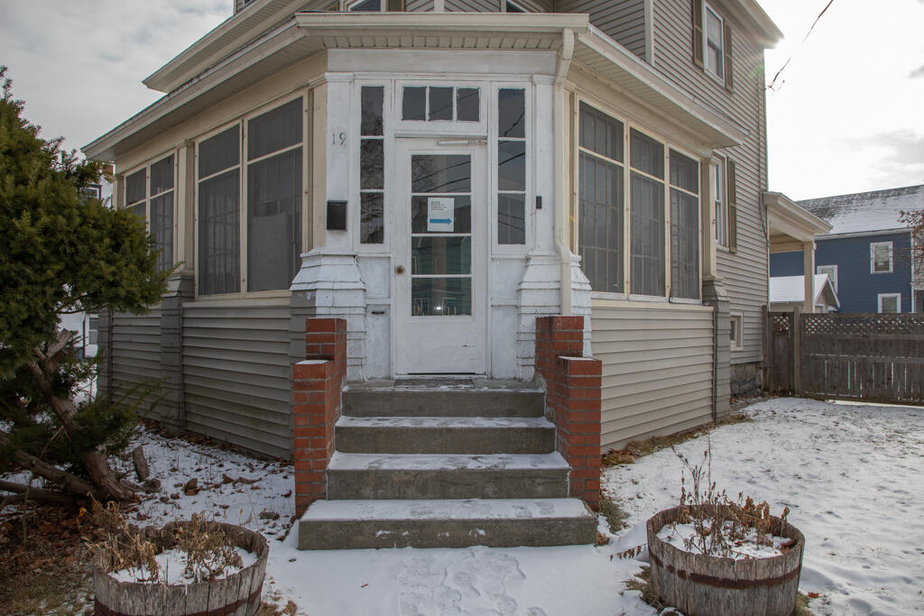 19 Stetson Avenue Plattsburgh, NY 12901 - Photo 4 of 50