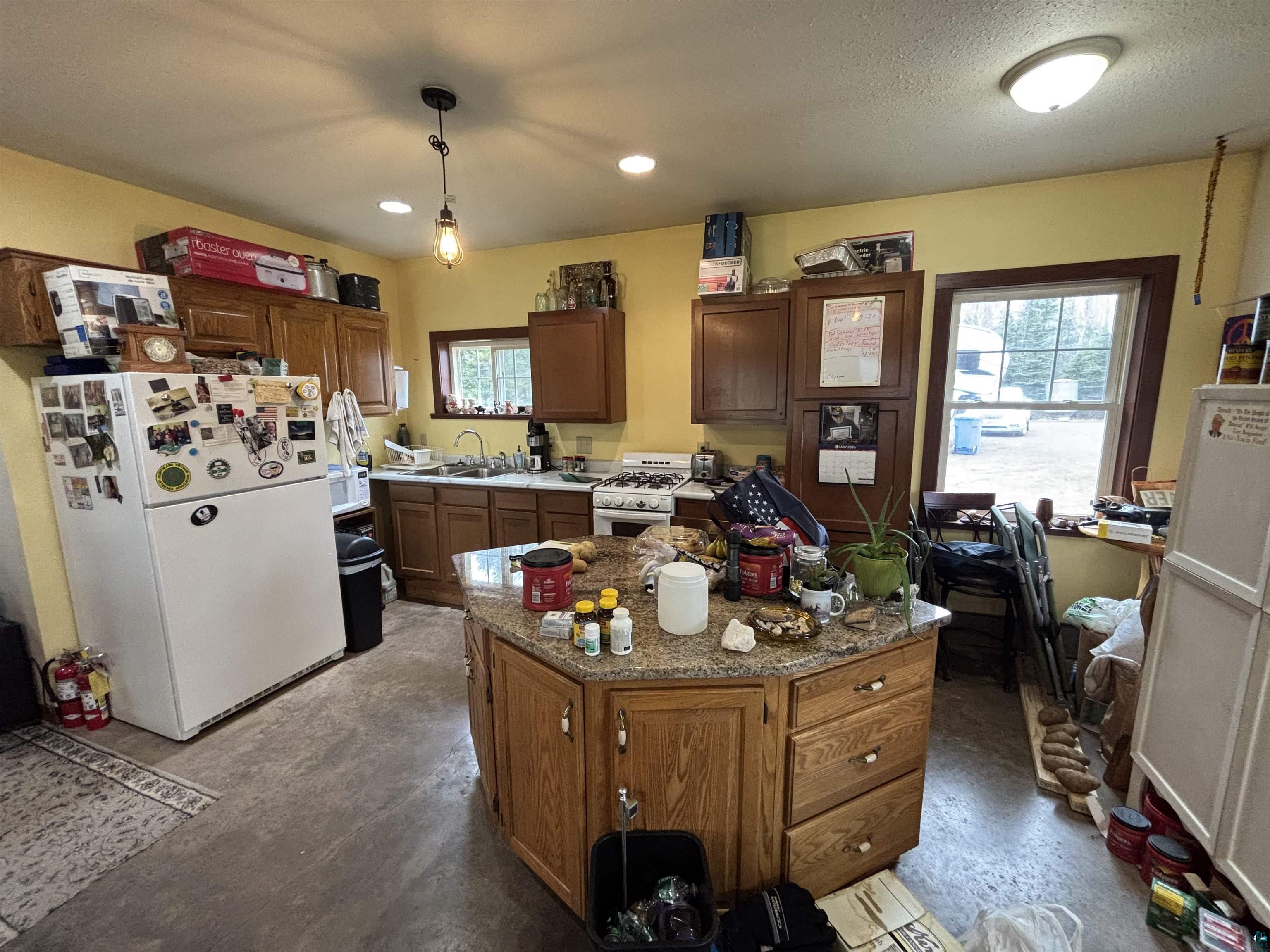 1690 Two Harbors Road Two Harbors, MN 55616 - Photo 4 of 17 Kitchen