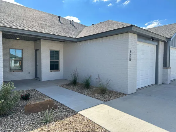$1,595 | 7034 41st Street, Lubbock, TX 79407