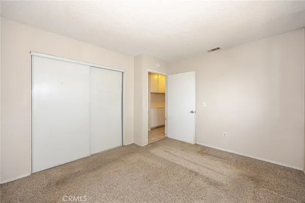 $320,000 | 10415 Buckboard Circle, Adelanto, CA 92301