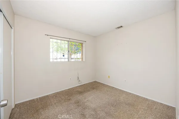 $320,000 | 10415 Buckboard Circle, Adelanto, CA 92301