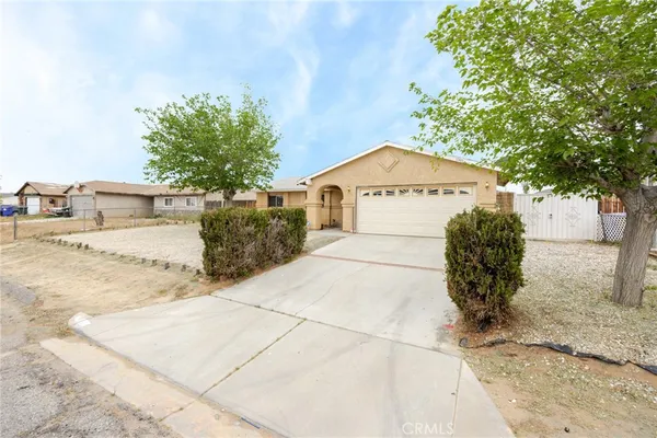 $320,000 | 10415 Buckboard Circle, Adelanto, CA 92301