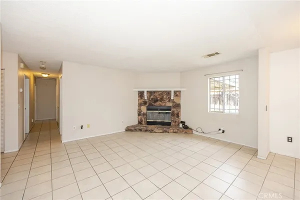 $320,000 | 10415 Buckboard Circle, Adelanto, CA 92301