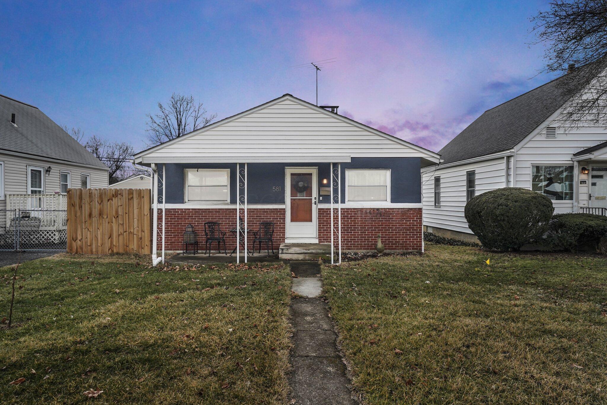 581 Morse Road Columbus, OH 43214 - Photo 3 of 26 2