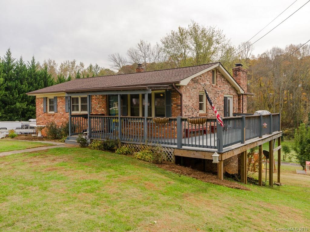 718 Justice Ridge Road Candler, NC 28715 - Photo 2 of 24 Gallery Image 2