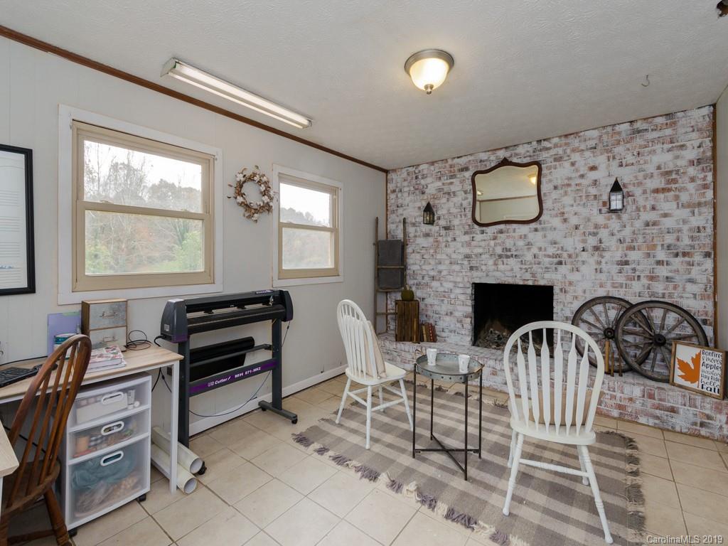 718 Justice Ridge Road Candler, NC 28715 - Photo 18 of 24 Gallery Image 18