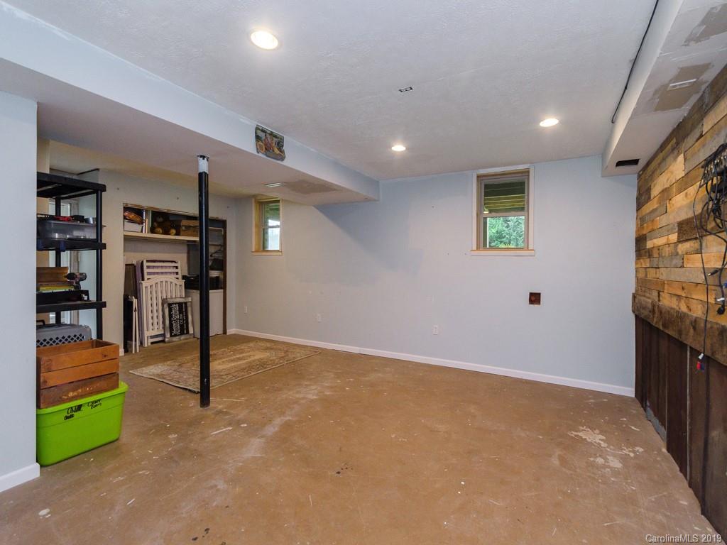 718 Justice Ridge Road Candler, NC 28715 - Photo 20 of 24 Gallery Image 20