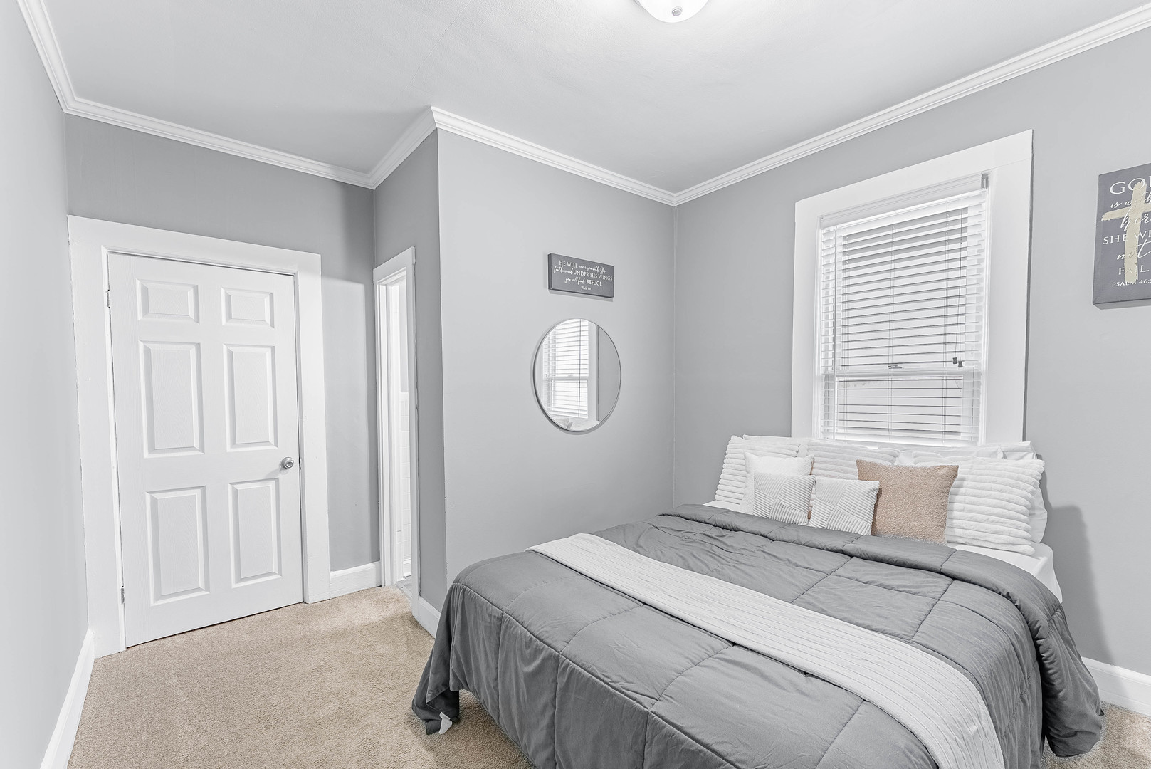 168 Villa Street Elgin, IL 60120 - Photo 11 of 36