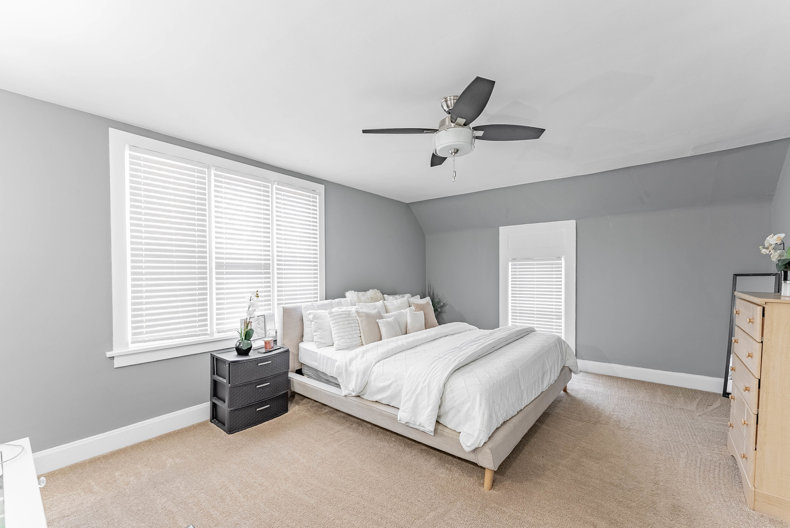 168 Villa Street Elgin, IL 60120 - Photo 17 of 36