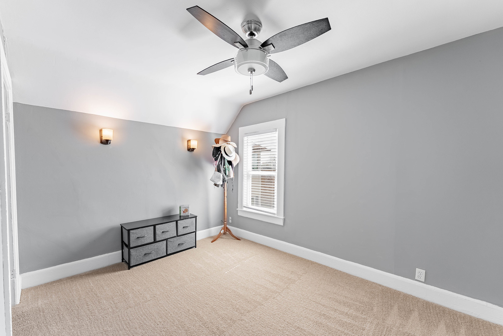 168 Villa Street Elgin, IL 60120 - Photo 19 of 36