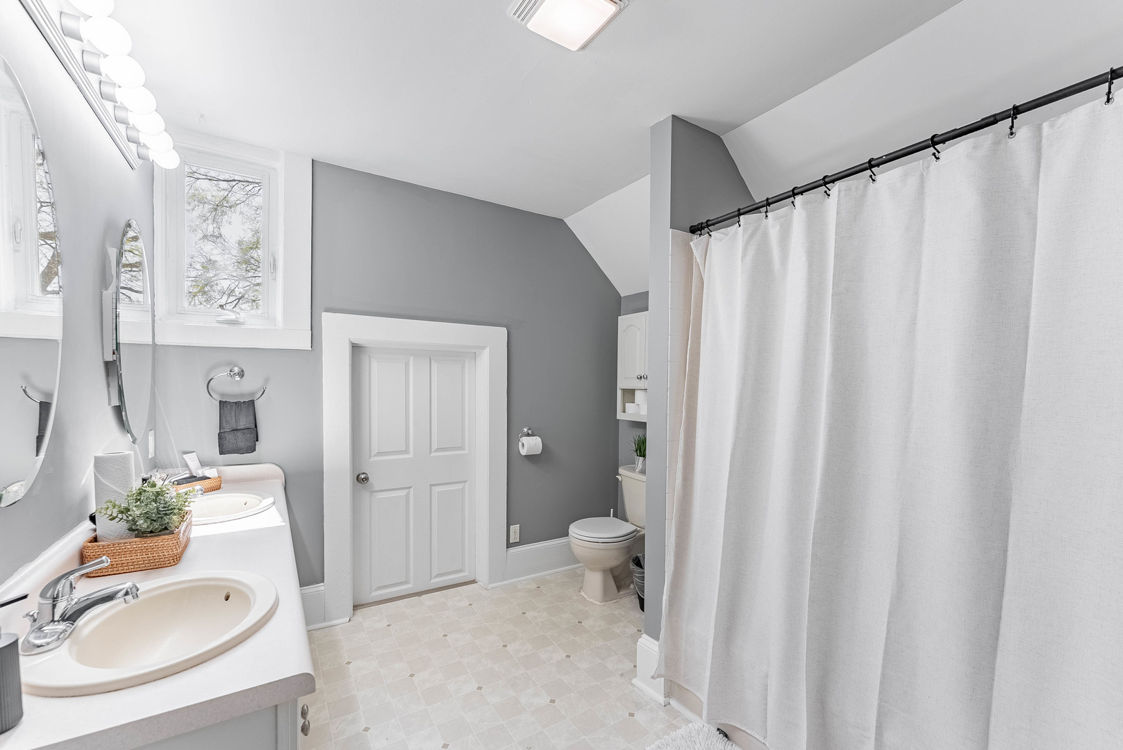 168 Villa Street Elgin, IL 60120 - Photo 21 of 36