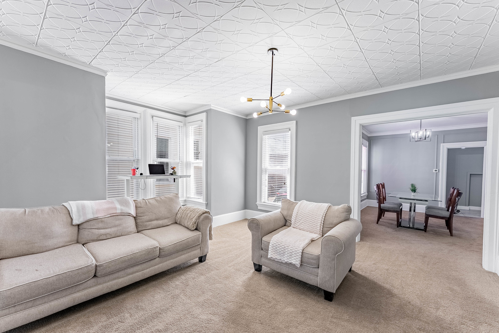 168 Villa Street Elgin, IL 60120 - Photo 5 of 36