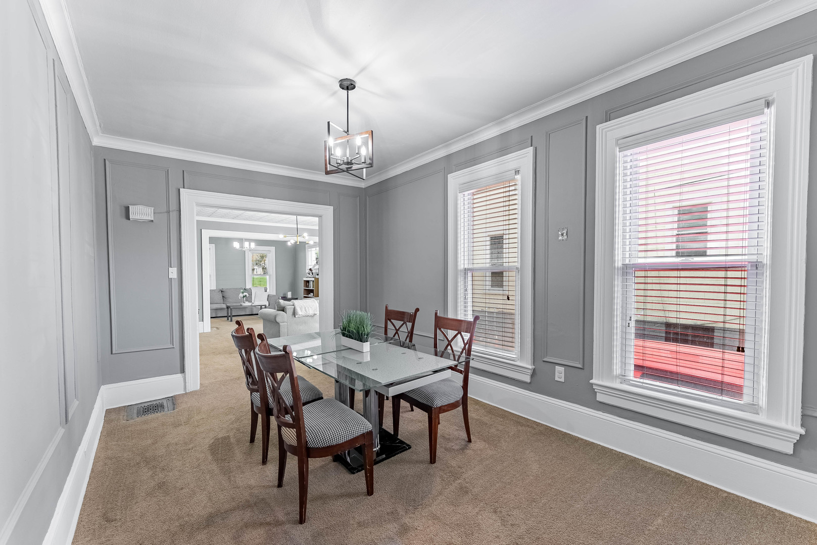168 Villa Street Elgin, IL 60120 - Photo 8 of 36