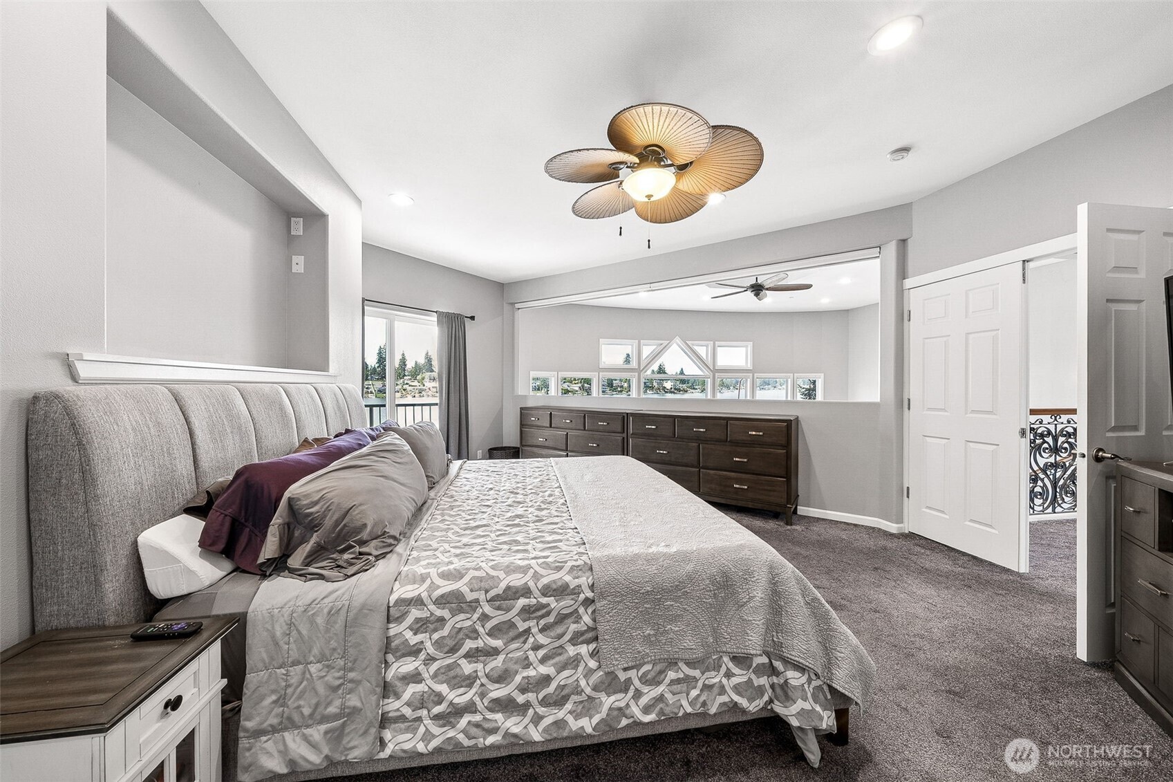 6804 Vandermark Road East Bonney Lake, WA 98391 - Photo 22 of 40