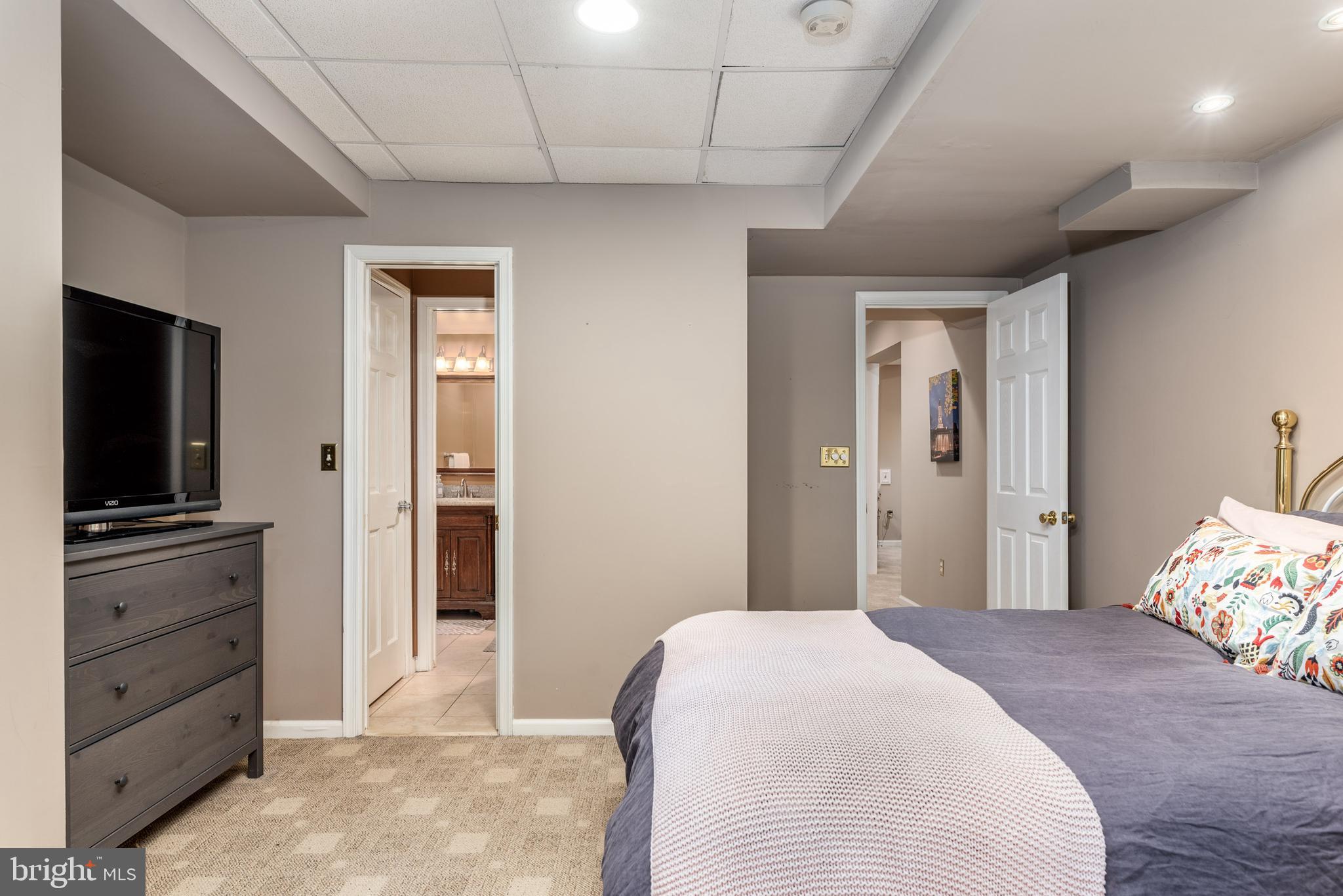 890 Springbank Lane Wayne, PA 19087 - Photo 42 of 46 Basement en suite bath