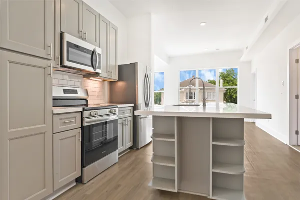 $3,250 | 4602 Clay Street, Unit A, Houston, TX 77023