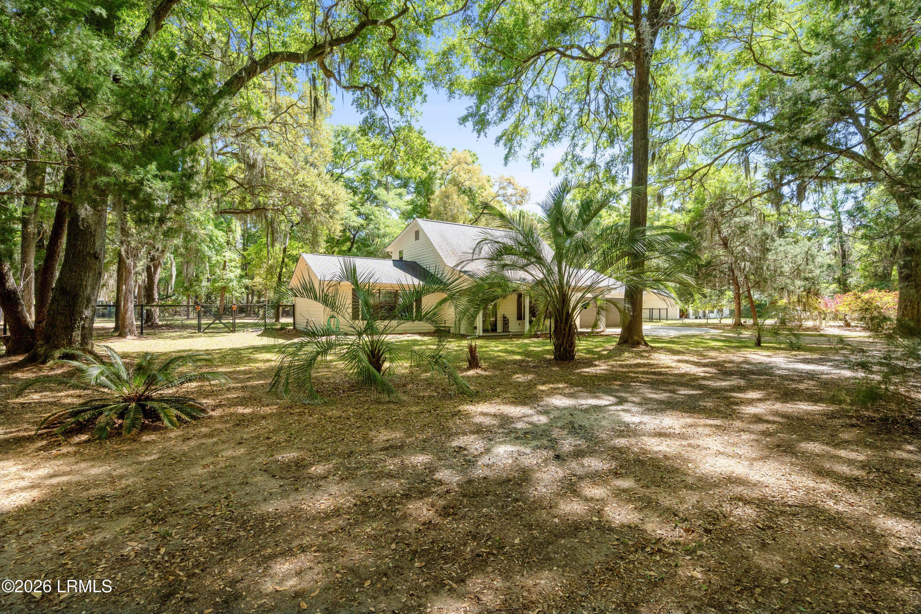32 West Cedar Road St. Helena Island, SC 29920 - Photo 8 of 53 38 W Cedar-7