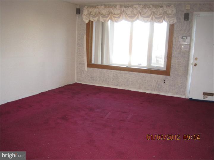 1347 Harshaw Road Brookhaven, PA 19015 - Photo 2 of 6