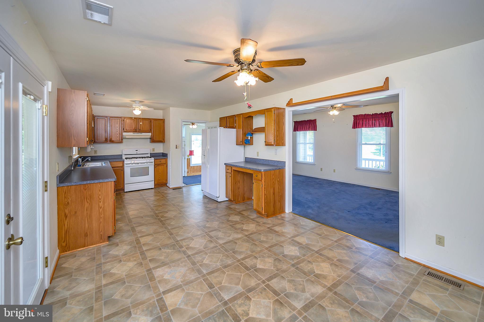 4286 Comanche Ridge King George, VA 22485 - Photo 12 of 44 Gallery Image 12